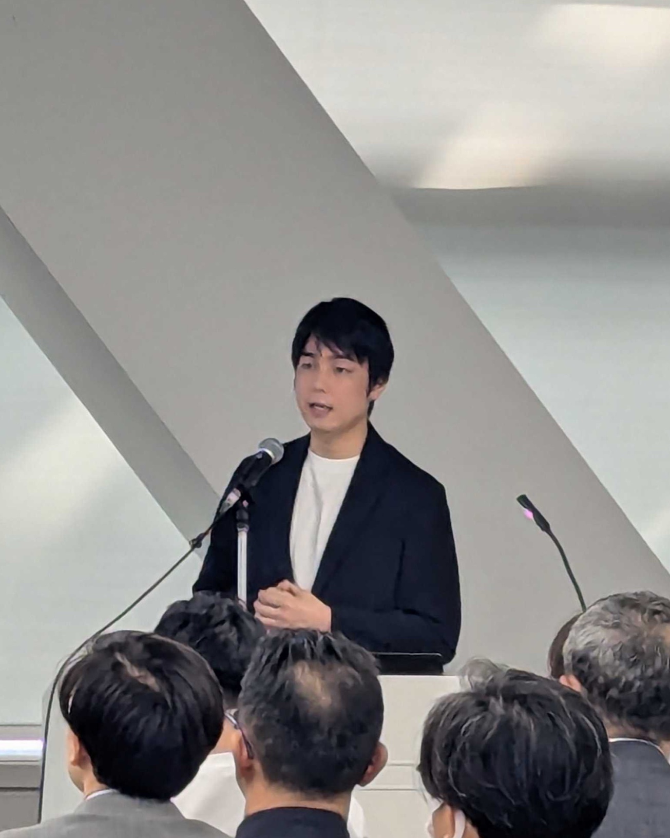 テクニカルフォーラムで登壇するTektome代表取締役 CEO 北村 尚紀